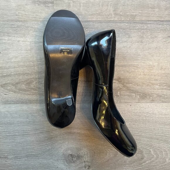 Classified Black Patent Heels – Size 8 - Picture 5 of 5